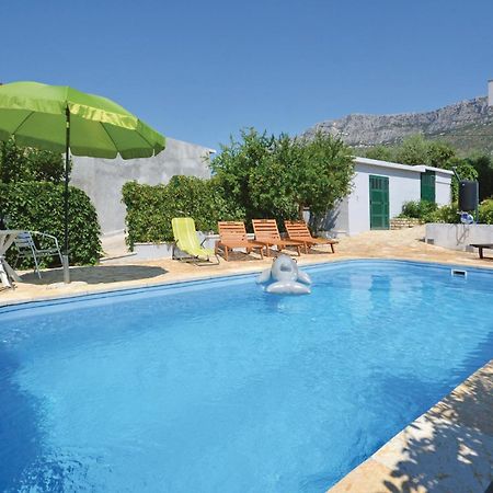 Kaštela Amazing Apartment In Kastel Sucurac With Kitchen מראה חיצוני תמונה
